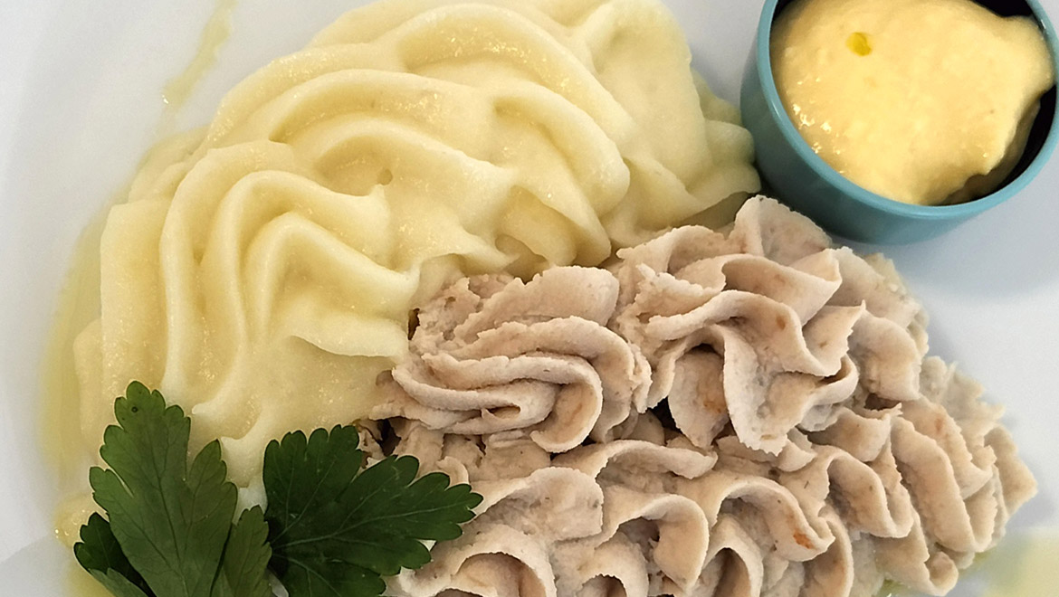 Tutti a tavola: disfagia, mangiare bene e con gusto Tutti a tavola: disfagia, mangiare bene e con gusto