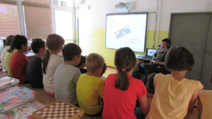 L'intervento di Moreno Burelli alla scuola primaria di Rive D'Arcano