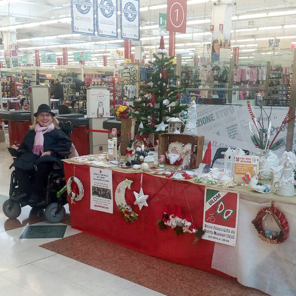 L'allestimento natalizio UILDM al Bennet di Pradamano