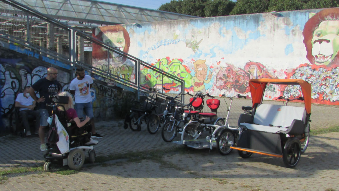 Le bici per disabili presentate a Udine